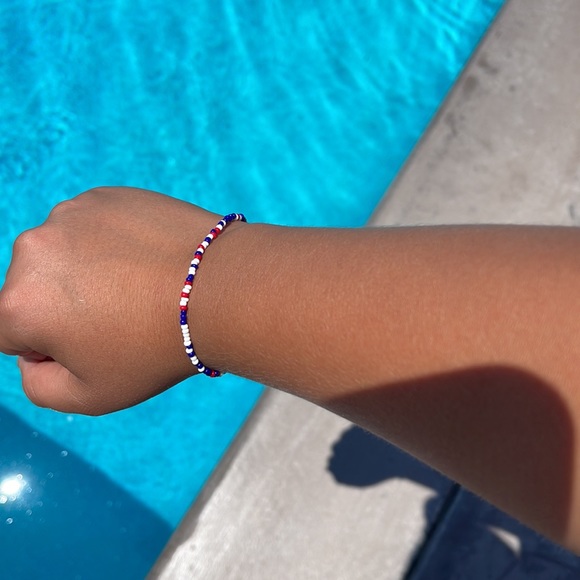 Fourth of July bead bracelet🇺🇸 - Picture 3 of 4